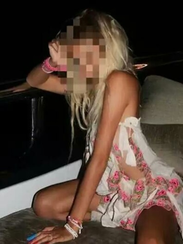 Halkali Sıcak Escort Mira 