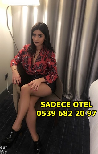 Melez Asıllı Escort Mersin’den Ola