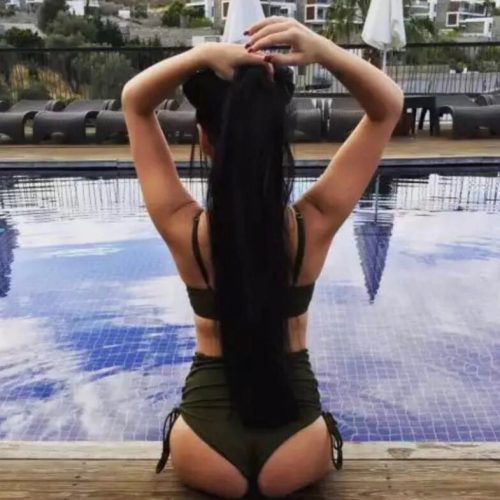 Seksapel eve gelen escort Kumru